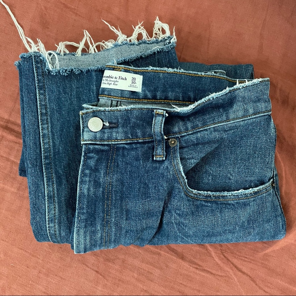 Abercrombie 90’s straight ultra high rise - 30